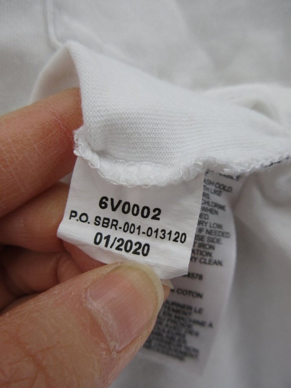 Vineyard Vines Shirt Small Pullover Rainbow Whale Double Sided Pocket - Picture 11 of 12